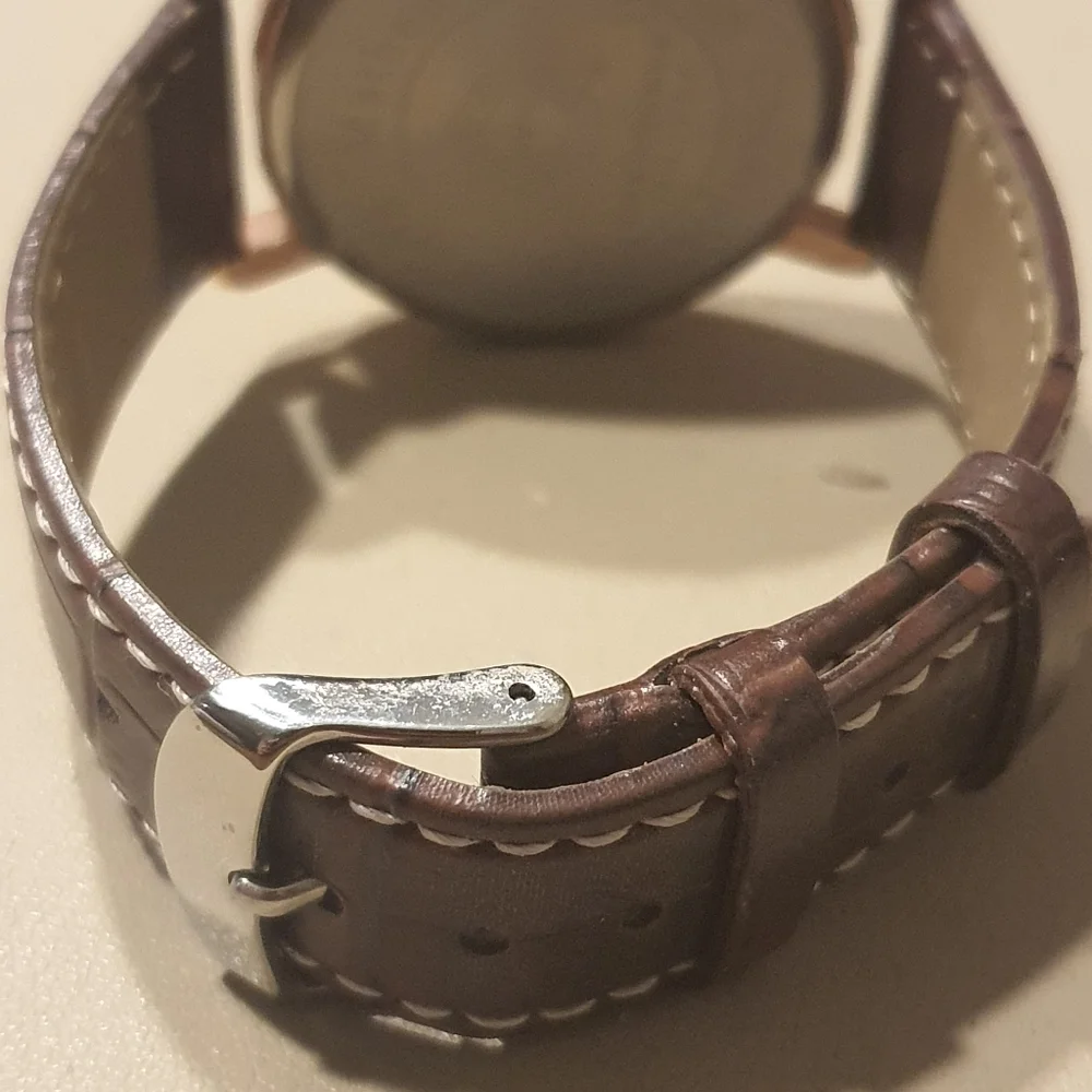 10/$20 Vtg World Mathematics Team Championship Goldtone Leather Men's Watch